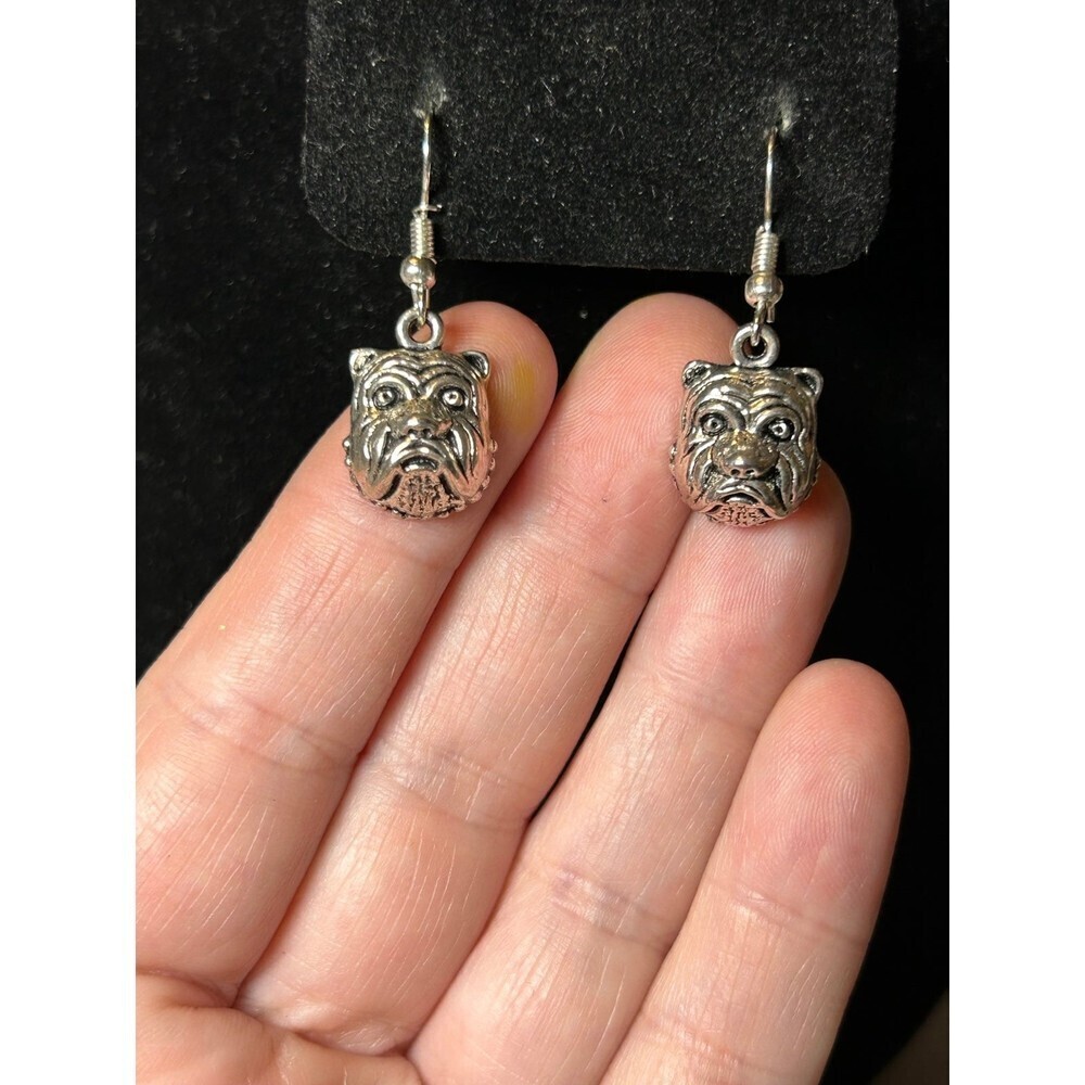 Georgia Bulldogs Silver Tone Earrings